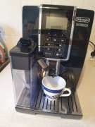 Ekspres do kawy Delonghi Dinamica