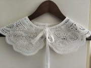 Biały kołnierzyk GAT3 