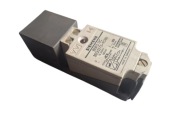 SIEMENS BERO DC 3SG3275-1KJ86 Indukcyjny czujnik zbliżeniowy