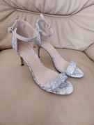 Eleganckie sandały na imprezę w roz 39.