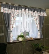 Firanka z zasłonami ozdobnymi w kwiaty 155*400