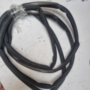 112 a  MERCEDES w205 222 USZCZELKA DRZWI A0007271187 