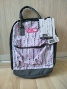 Plecak miejski Paso szary w kolorowe strzałki