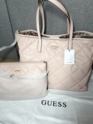 Torebka „Guess”.