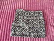 Nowa spódnica mini etno czarno biała Mango 38