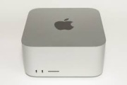 Mac Studio (2023) – Apple M2 Max / 32 GB RAM – stan bardzo dobry