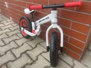 Rowerek biegowy Mercedes AMG