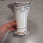 Kolekcjonerski wazon Kaiser Porzellan – model Harmonie, projekt: Fischer