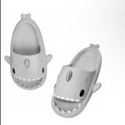 Klapki rekiny rozmiar 38-39