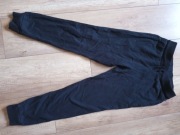 Spodnie dresowe chłopięce czarne rurki Pepco rozmiar 146