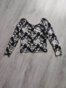 Crop top w kwiaty 