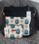 #38. Zestaw torebka i kosmetyczka odpinany pasek błękitny skarabeusz