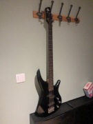 Gitara basowa (no name?)