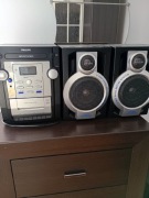 Philips zestaw wieża z głośnikami