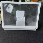 Szkło powiększające pod smartphone. 