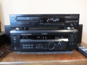 Amplituner SONY z CD i pilotem.