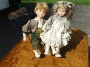 STARA PARA LALEK PORCELANOWYCH + SOFA WIKLINOWA