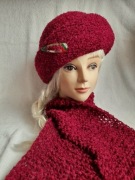 Toczek z szalikiem z włóczki - okazja + Gratis!!!!