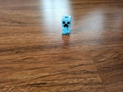 Figurka minecraft charget creeper Niebieska 