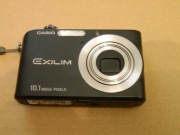 Casio EXILIM , 10MP, 3X zoom kilka plam na ekranie.