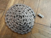 Łańcuch rowerowy KMC 105 ogniw + spinka // 9s