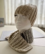 Komplet czapka i szalik zrobione na szydełku, beanie and scarf handmade