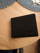 Czarny portfel męski 