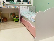 Zestaw łóżeczko, biurko, szafka I łóżko dziecięce