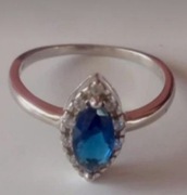 Srebrny pierścionek zaręczynowy 925 z cyrkoniami r 18