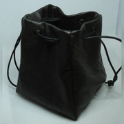 sakiewka ze skóry na kosci do gier drobne rzeczy