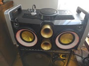 Wieża przenośna philips z podświetlanymi głośnikami