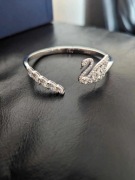 Bransoletka Swarovski Swan na prezent