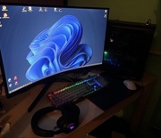 Zestaw Komputer Monitor Ryzen 5 7500F RX9060 16GB 32GB Ram Sluchawki