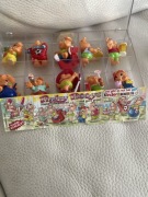 Kompletny zestaw figurek kolekcjonerskich Kinder Pinky Piggys 2000