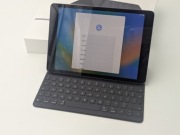 Apple iPad 8 gen 10.2" 32GB Wi-Fi Space Gray + Apple Smart Keyboard