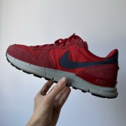Męskie buty sneakersy NIKE LUNAR INTERNATIONALIST 27,5cm 43 631731-600