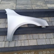 Błotnik prawy przód LA7W octavia III 2014 oryginał pierwszy lakier 