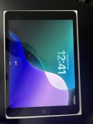 Apple iPad 9 Generacji 64GB Wi-Fi Space Gray + etui + pudełko