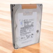 Dysk twardy IBM SAS 73,4 GB 15k 3,5 26K5841 HUS153073VLS300
