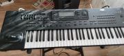 Sprzedam organy korg i3