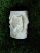 Piękna ręcznie robiona świeca sojowa 