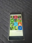 Nokia Lumia 830 rm-984 – zielona ładowarka