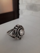 Stary srebrny pierścionek 