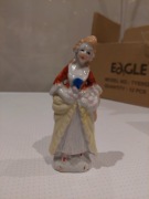 Figurka kobieta porcelana import 