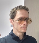 Stare okrągłe kryształowe okulary z Cesarskich Chin. Zabytkowe.