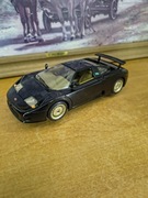 Model kolekcjonerski Bugatti EB110 (1991) – Bburago | skala 1:18