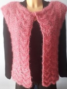 Bezrękawnik robiony na drutach