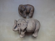 Dwa sygnowane, ciężkie słonie