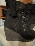 Botki zamszowe Bata rozm.40