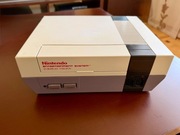 Konsola Nintendo Entertainment System NES + Super Mario Bros
